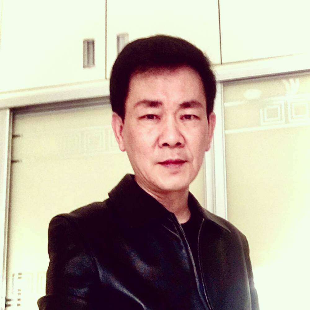 成都伍戈的照片