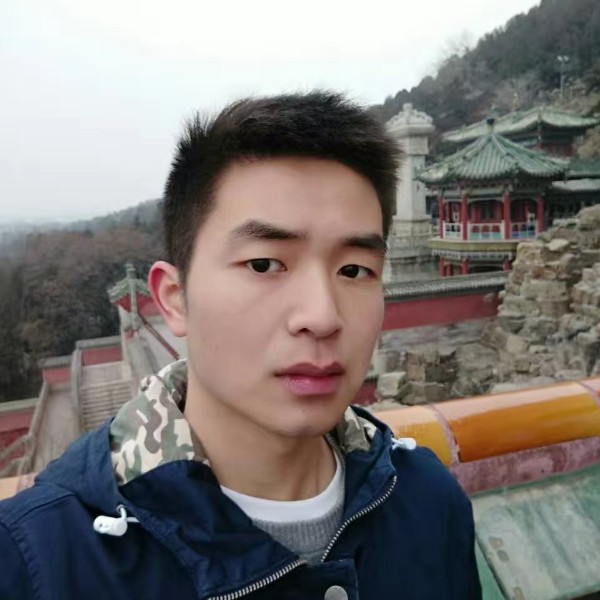 麻辣炸酱面的照片