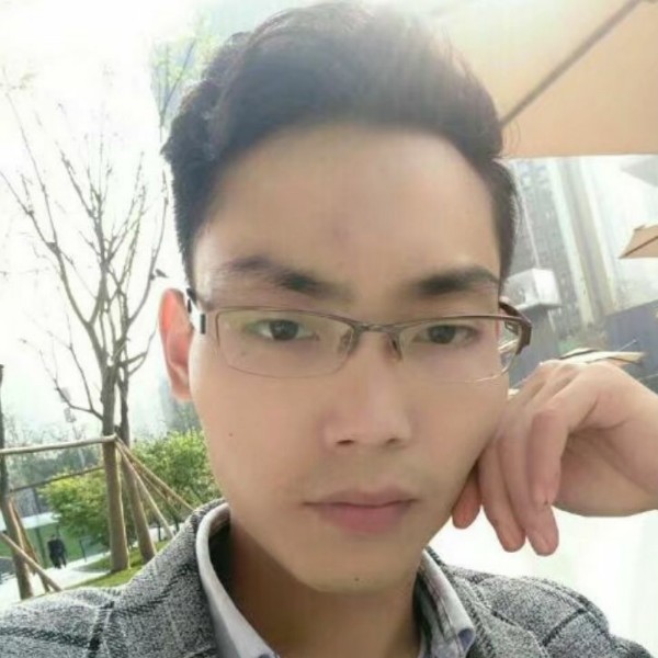 许子博的照片