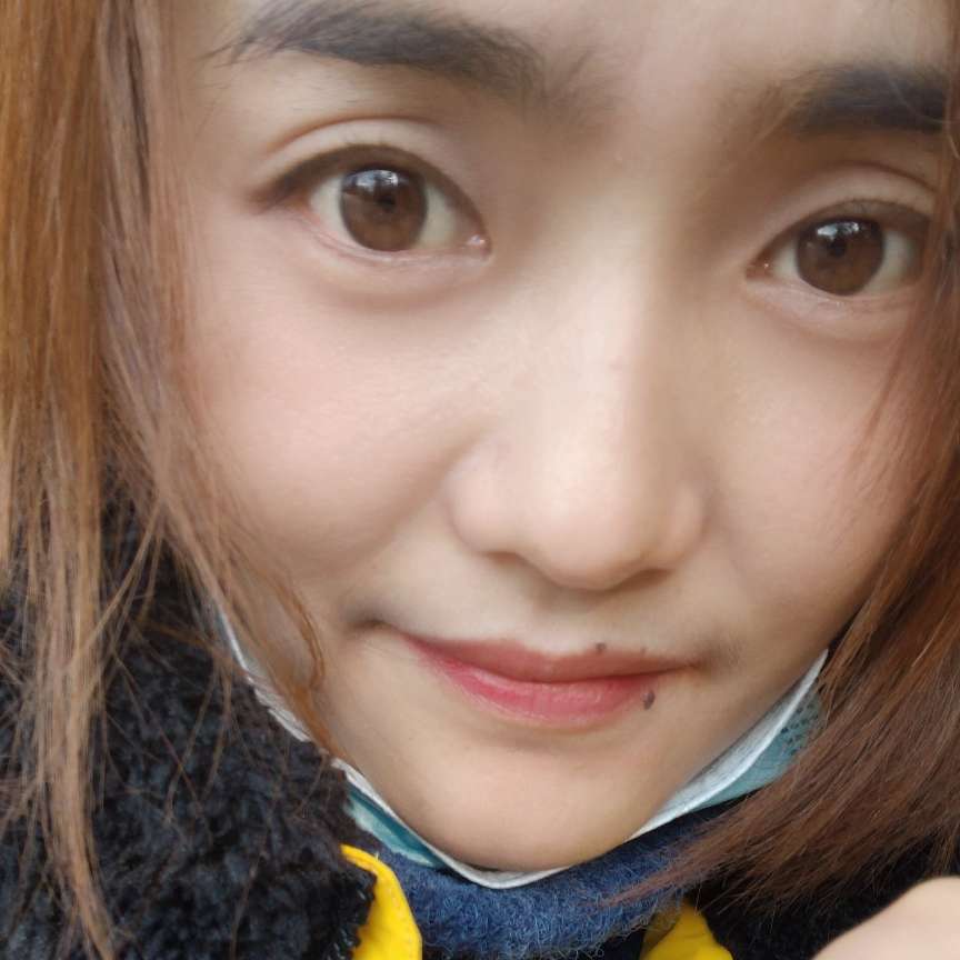 瘦瘦蹙眉康乃馨的照片