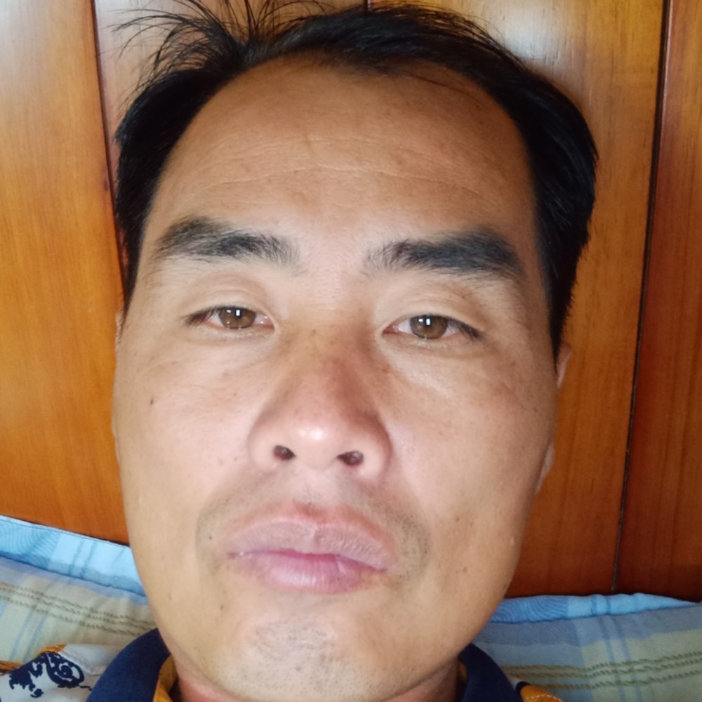 朱昔伦的照片