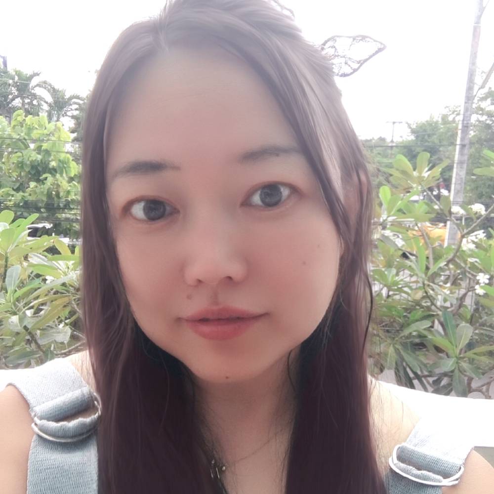 艾呦微的照片