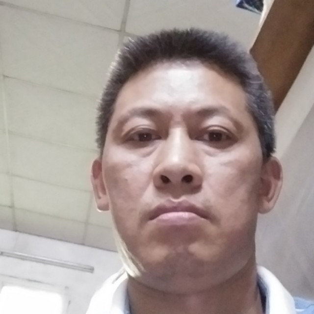 热情那楼房的照片