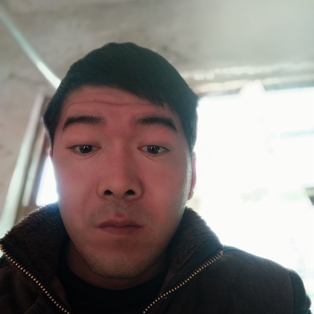 缥缈爱听歌的照片