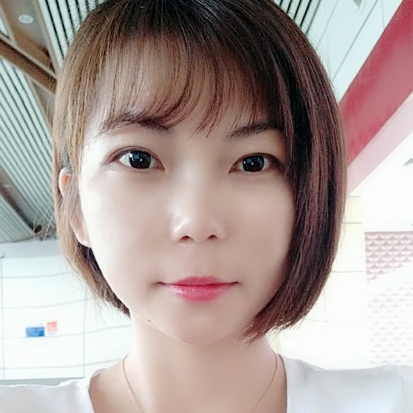 华芬的照片