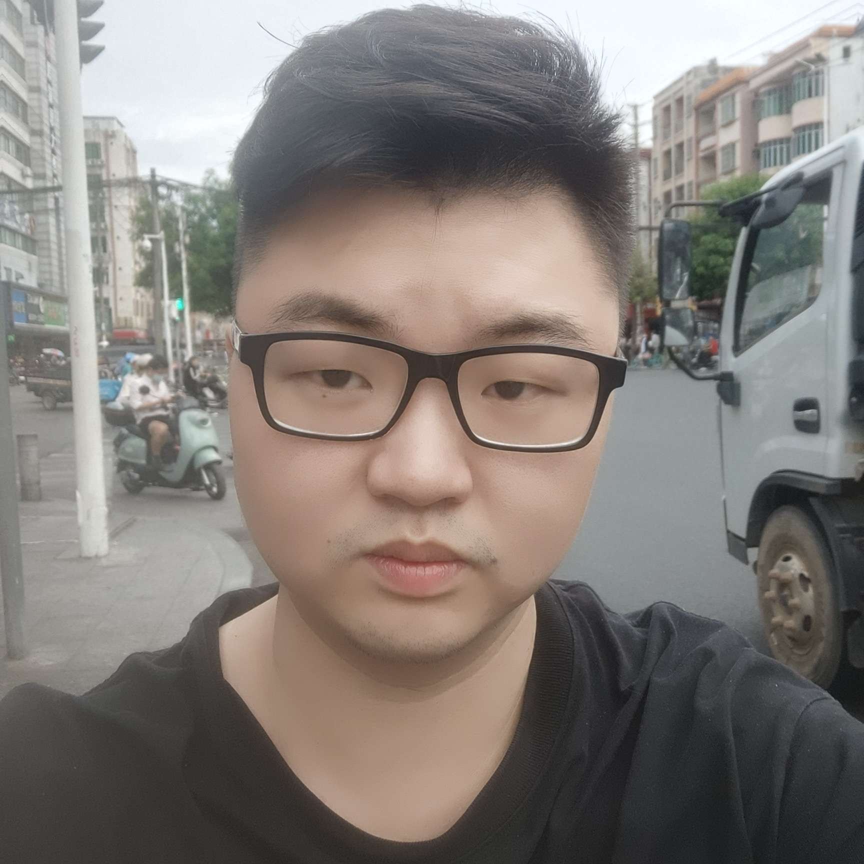 一眼回眸百媚生的照片