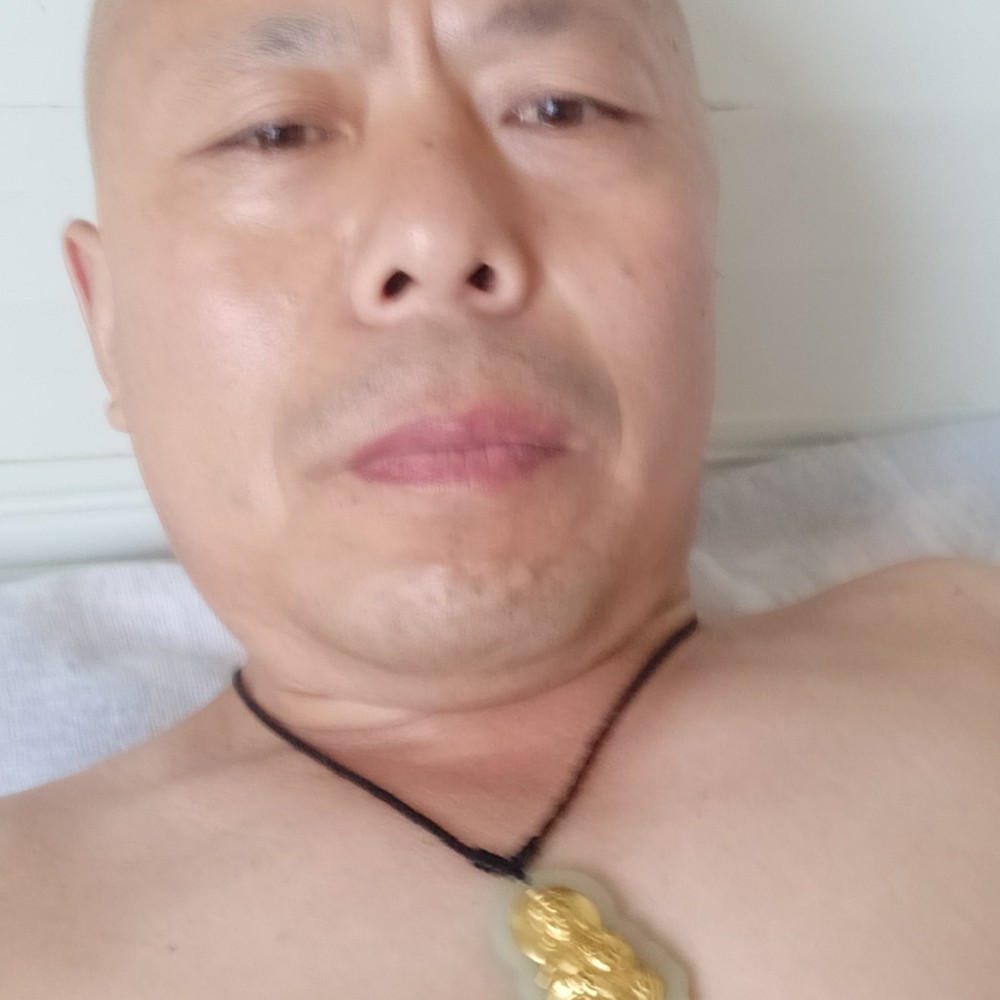俊秀闻瑞雪的照片