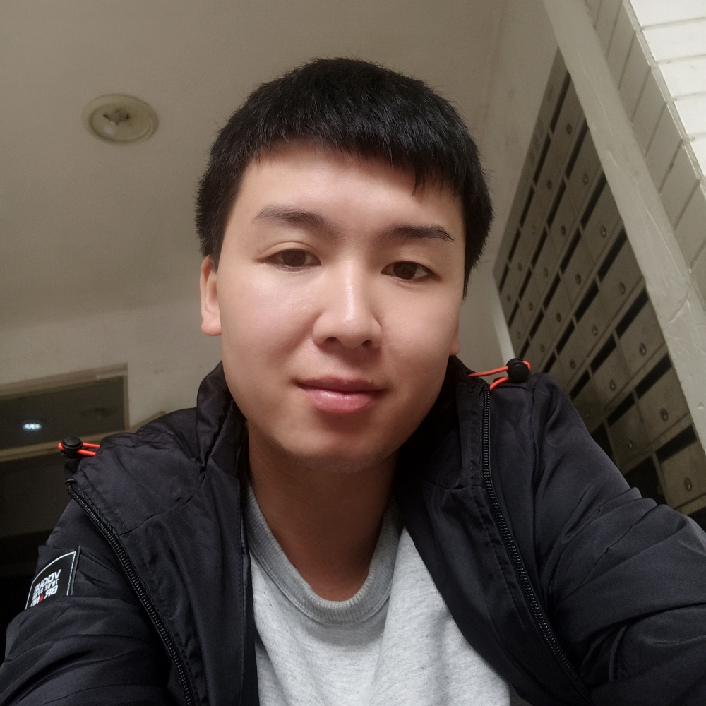 暴躁的男人的照片