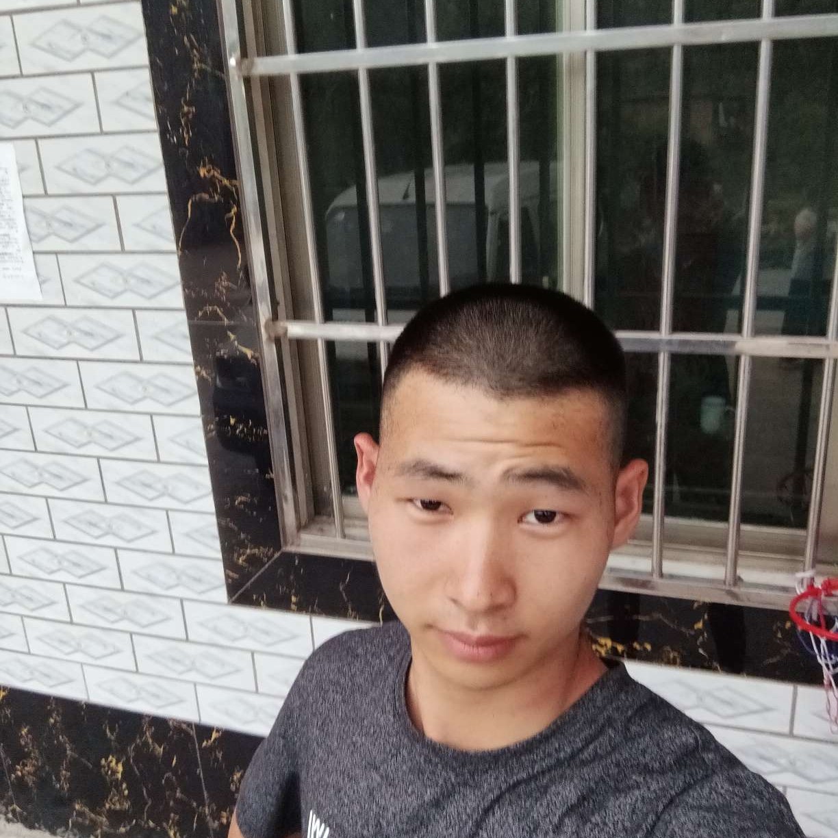 闪闪拿沧澜的照片