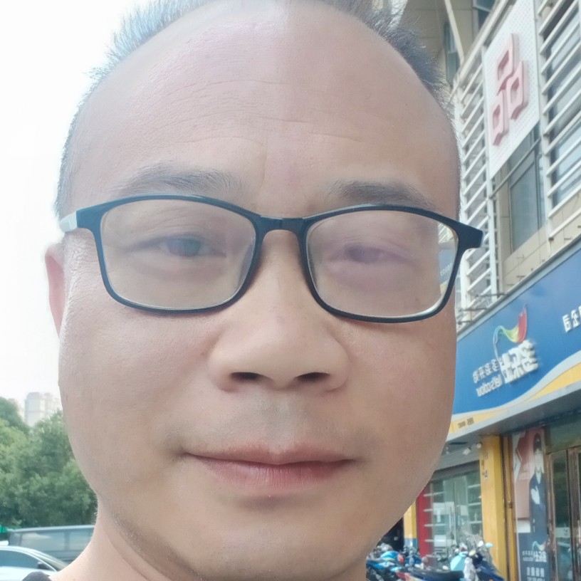 楼房暧昧的照片