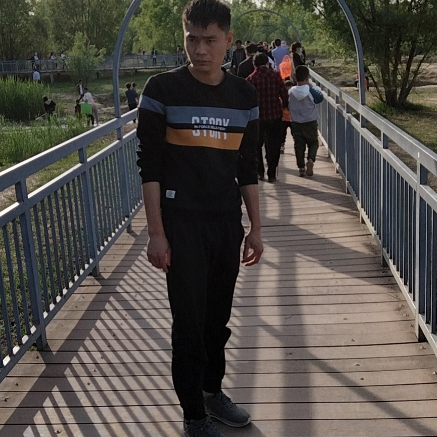 烤鸡蹁跹精明的照片