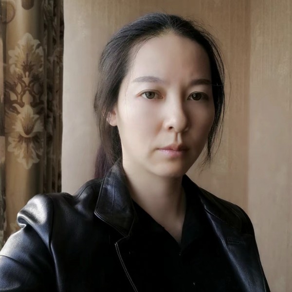 瑞奕凡尘的照片