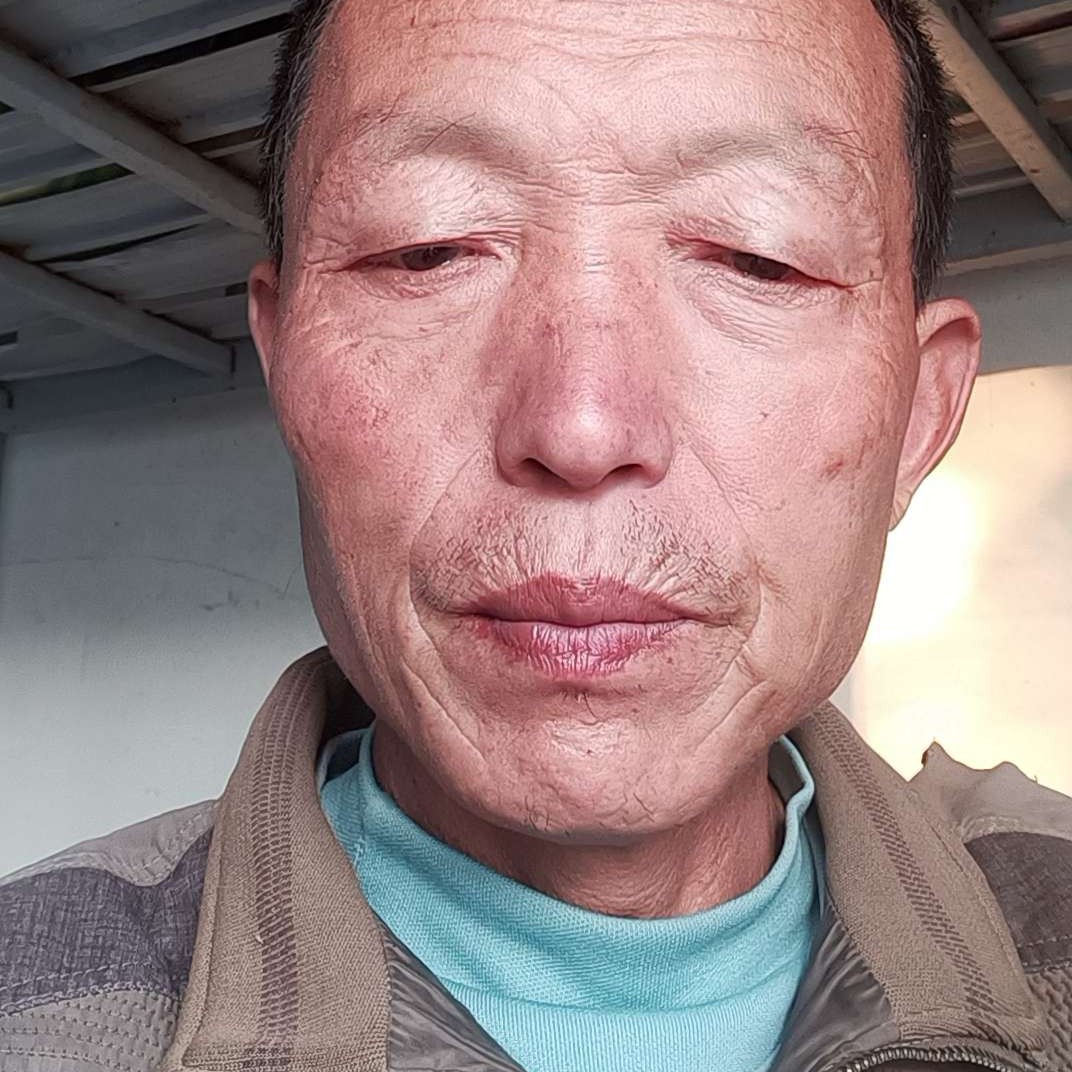 儒雅拾忆外套的照片