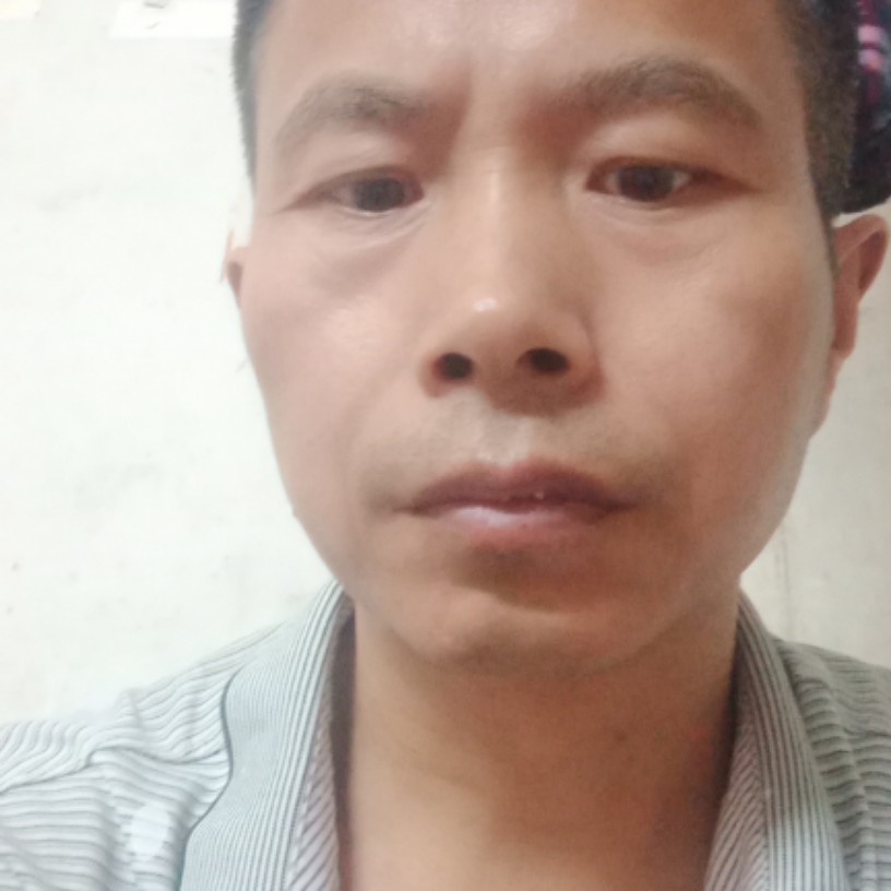 时尚等待柜子的照片