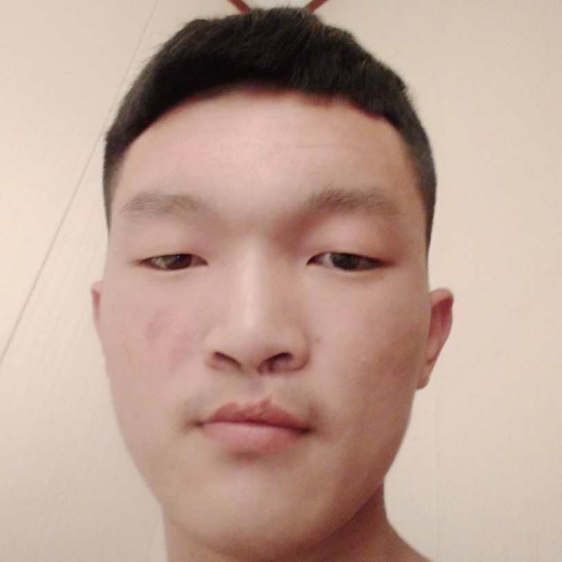 跳跳哥哥的照片