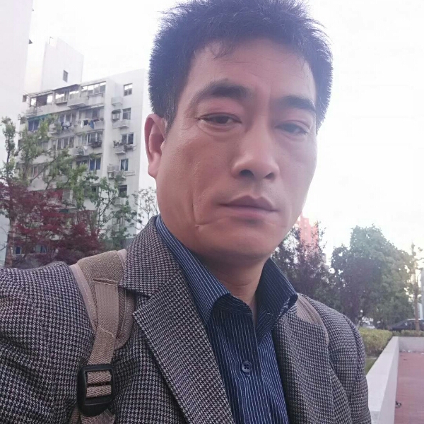 陶醉毛衣的照片