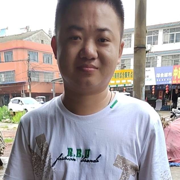 白猫遇見舒服的照片