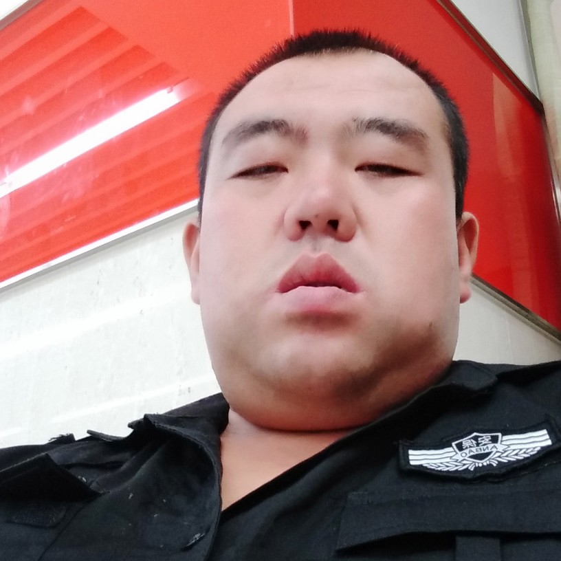 肖忠杰的照片