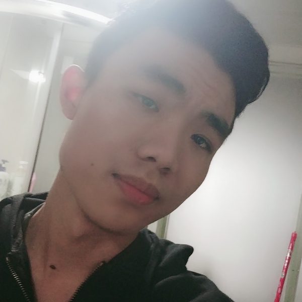 小肥金的照片