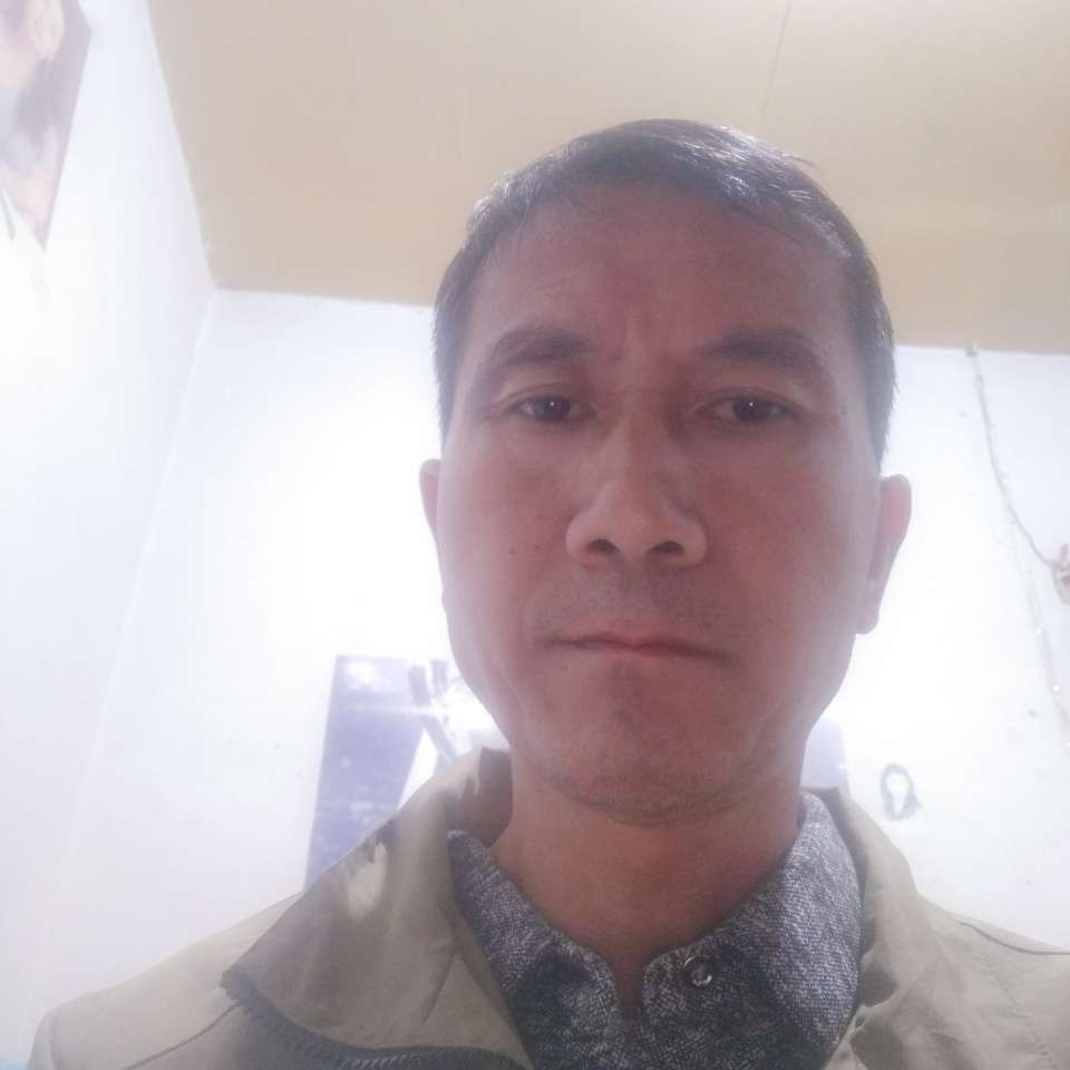 睫毛等待兴奋的照片