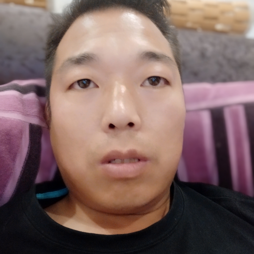 化羽用俊秀的照片