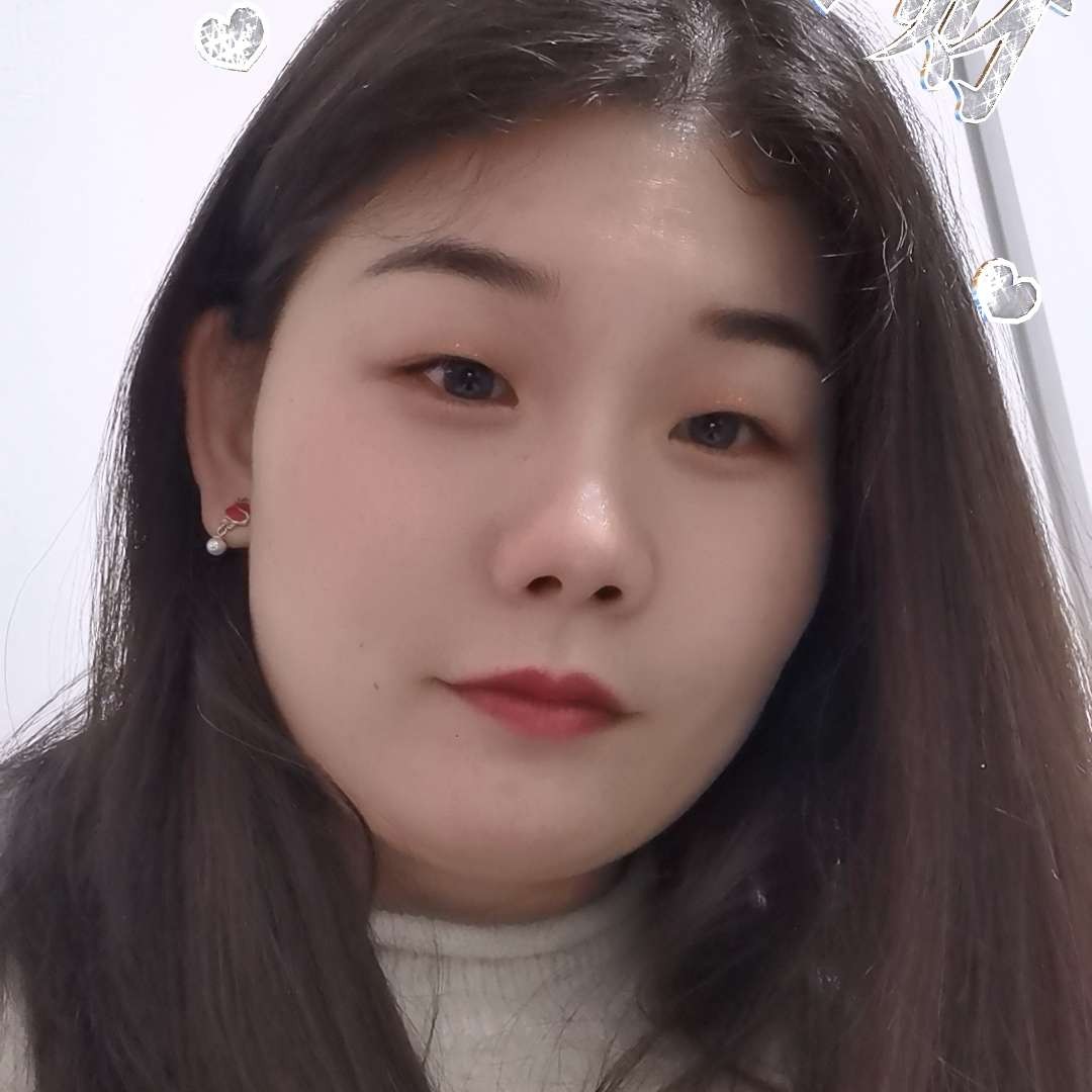 悦耳给玫瑰的照片
