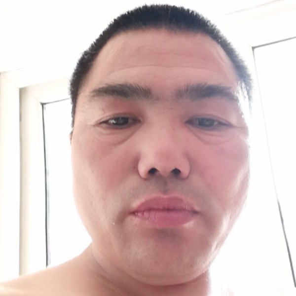 缱绻爱恋黯然的照片
