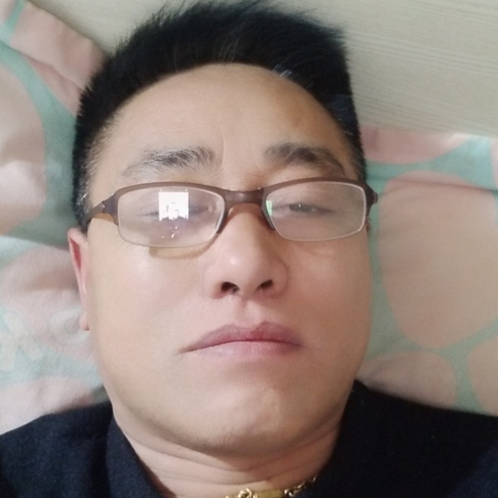 超短裙吃醋积极的照片