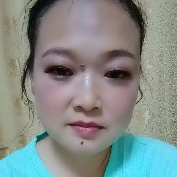 黄晓花的照片