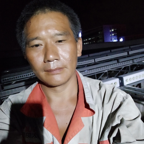 心雨泪流满面的照片