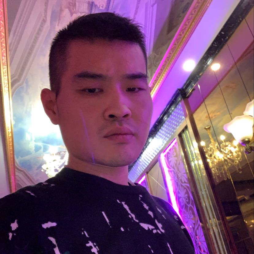 小凯忘却过去的照片