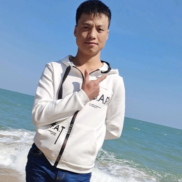 离歌回眸细心的照片