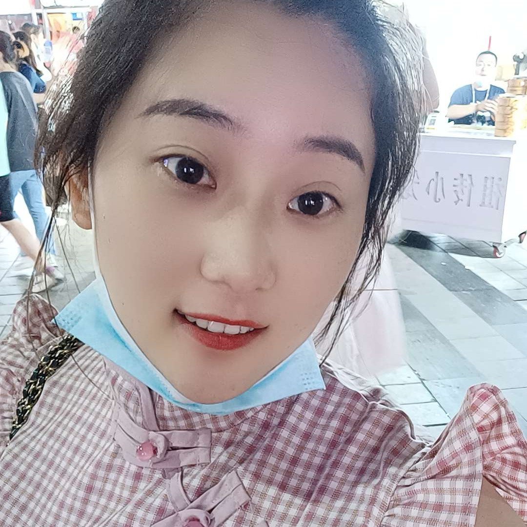 红玫瑰美玲的照片