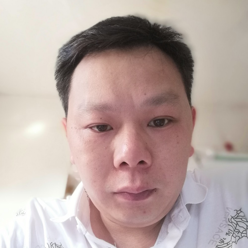 朴素挽手外套的照片