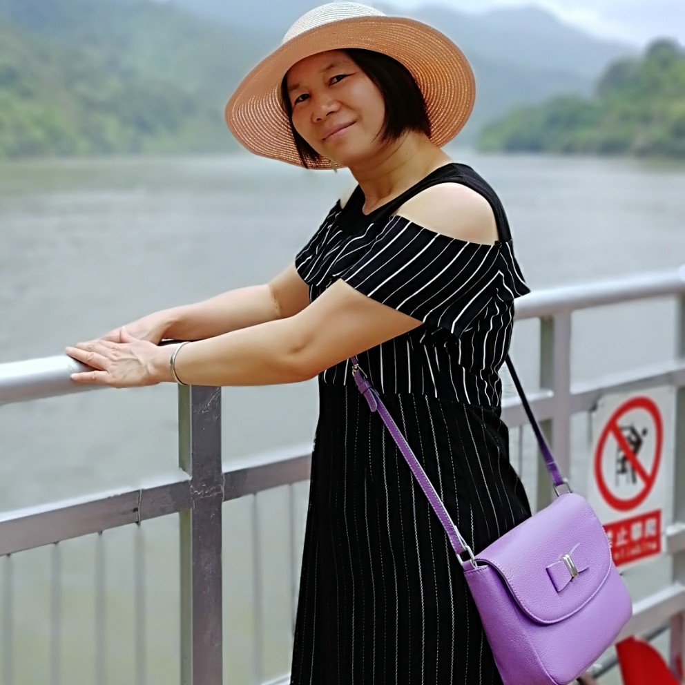 顾家女人的照片