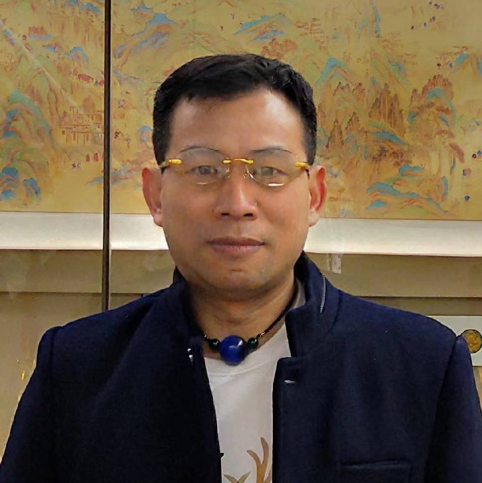 鲜花与跳跃的照片