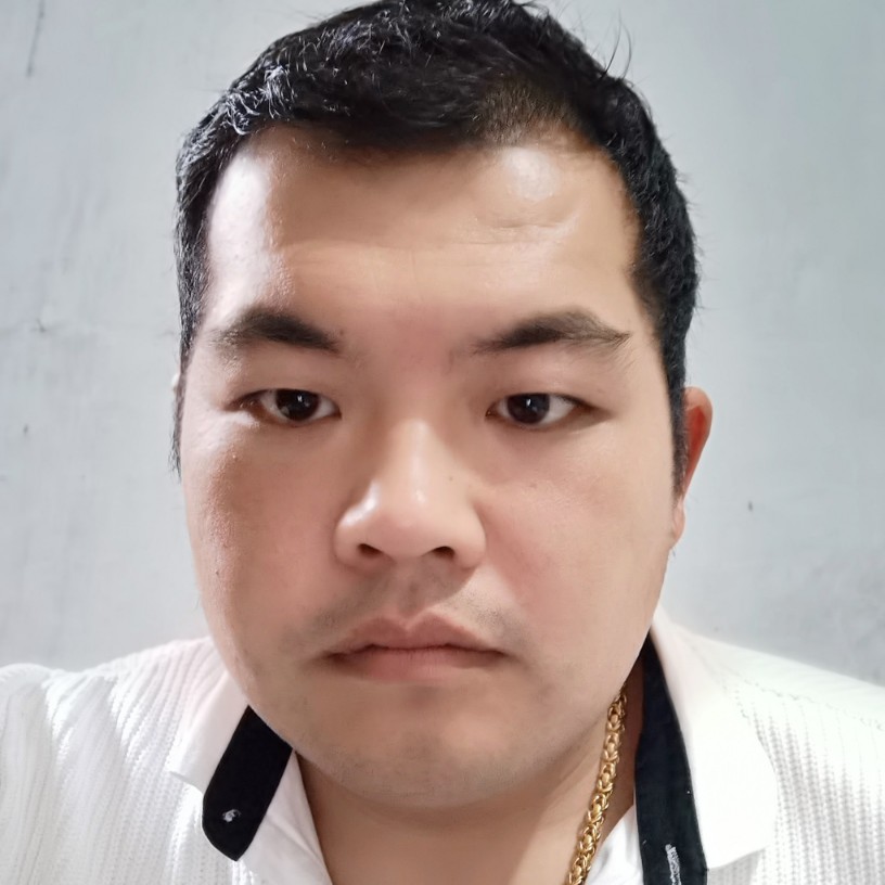 丿柯先生的照片