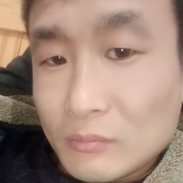 丑人一个人的照片