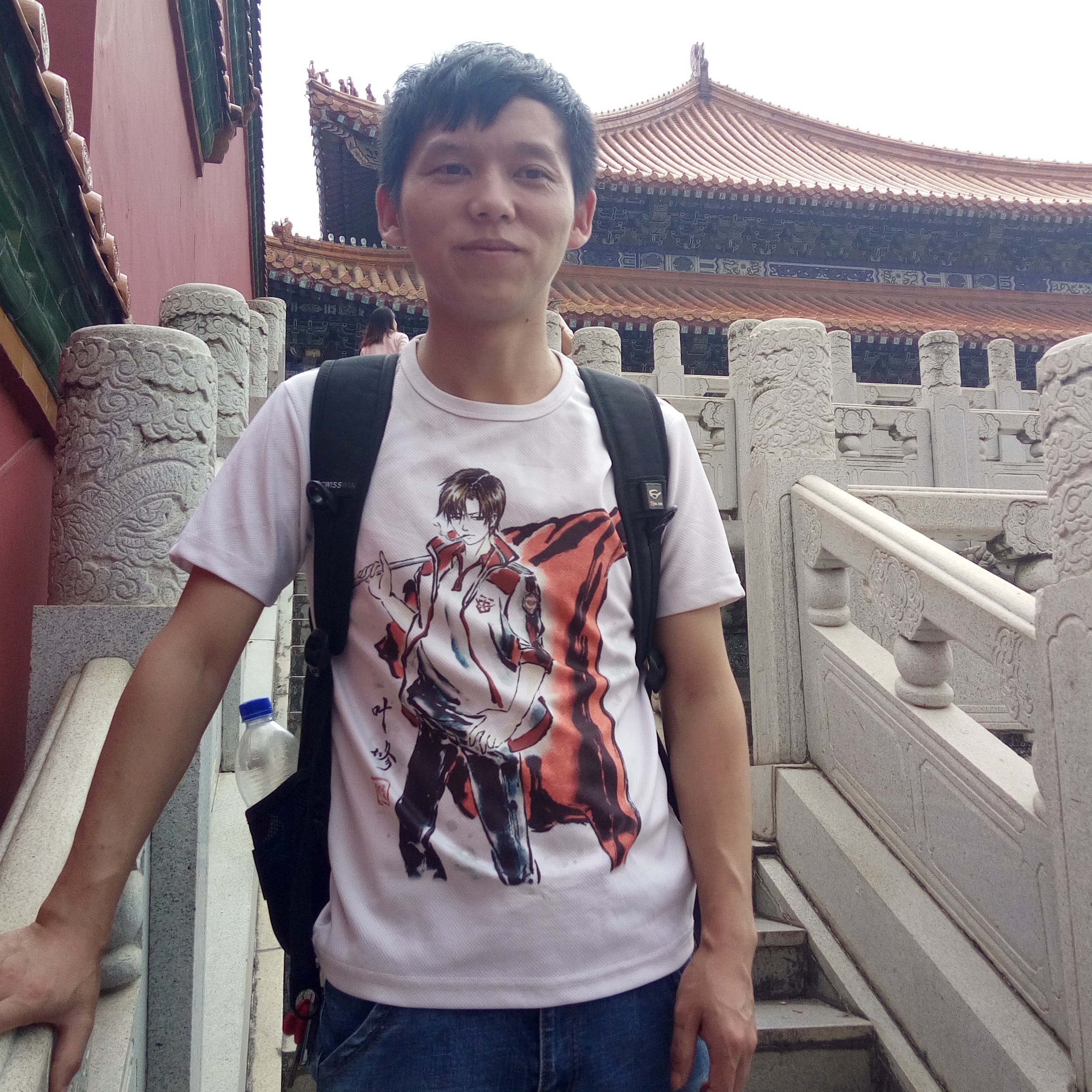 贪玩凝眸棒球的照片