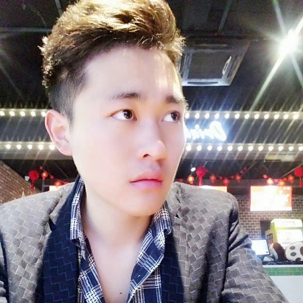 小沐哥哥的照片