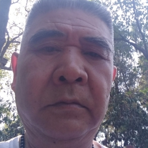 热的天羽的照片