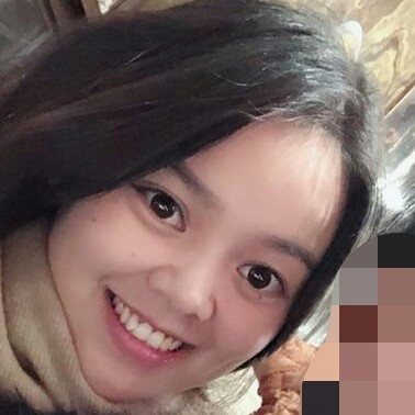 陌颜迎彩色的照片