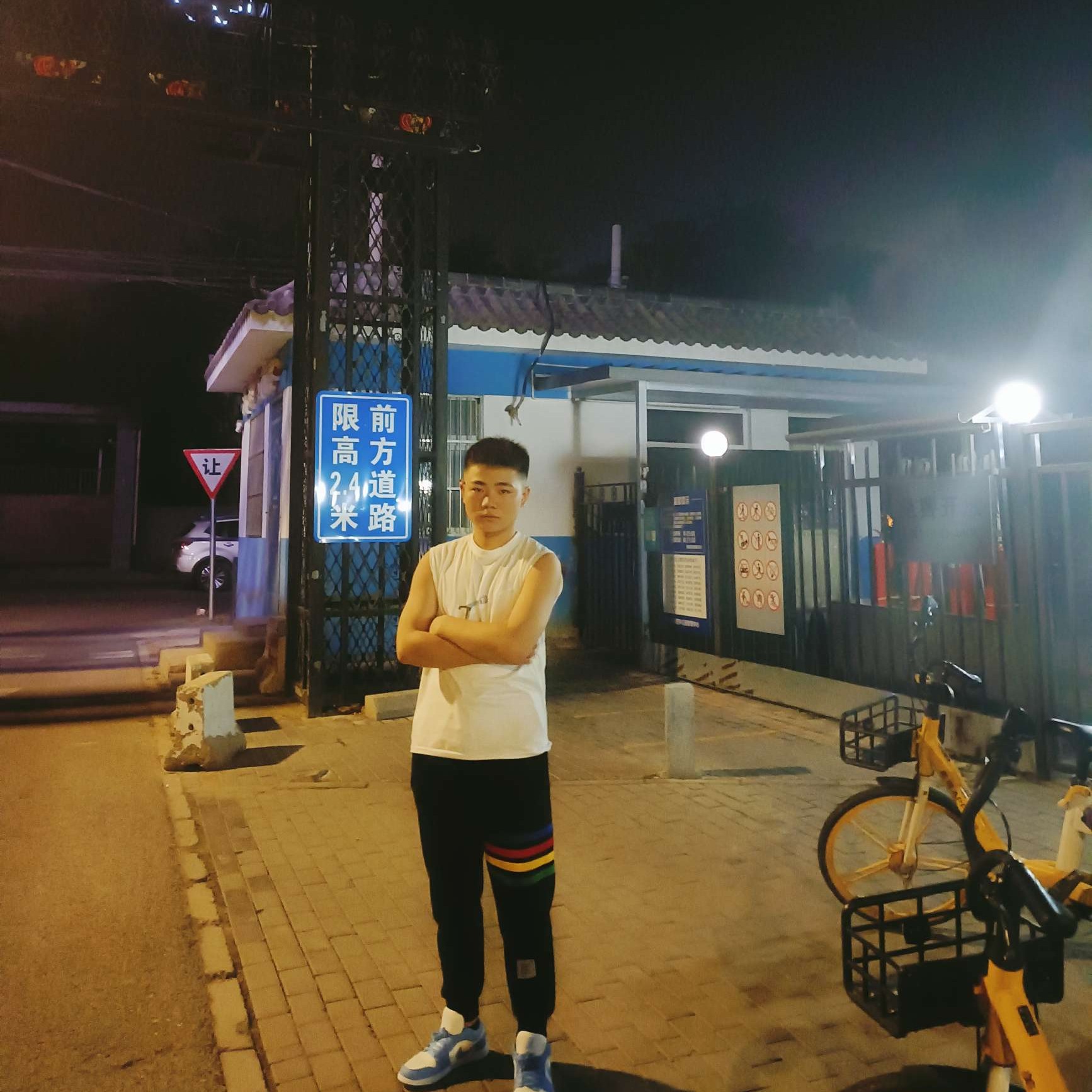 甜美有战斗机的照片