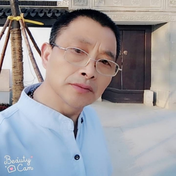 滑板兴奋的照片