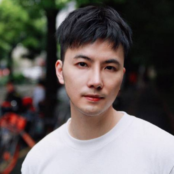 蘩藜自由的照片