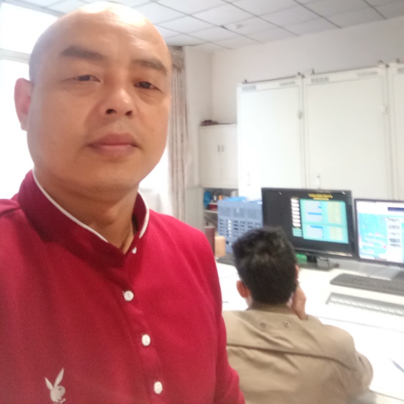 汤维建的照片