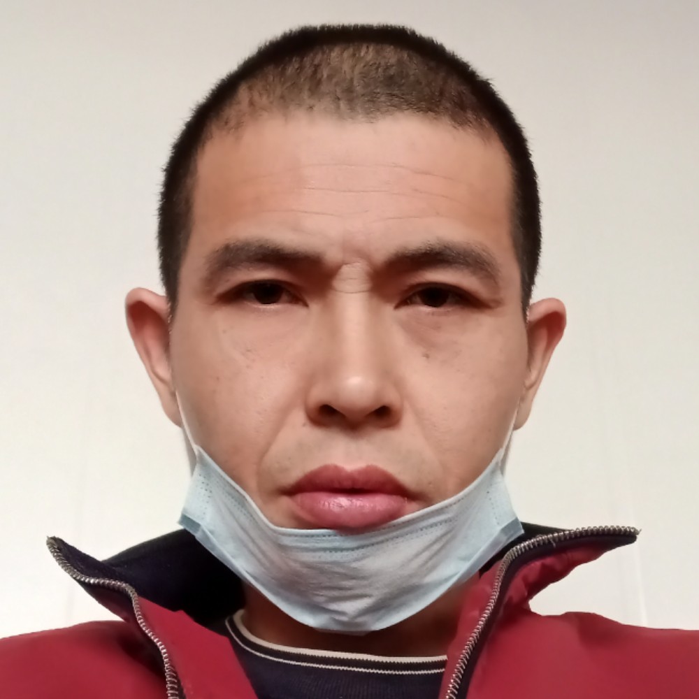 幽默爱恋黑裤的照片