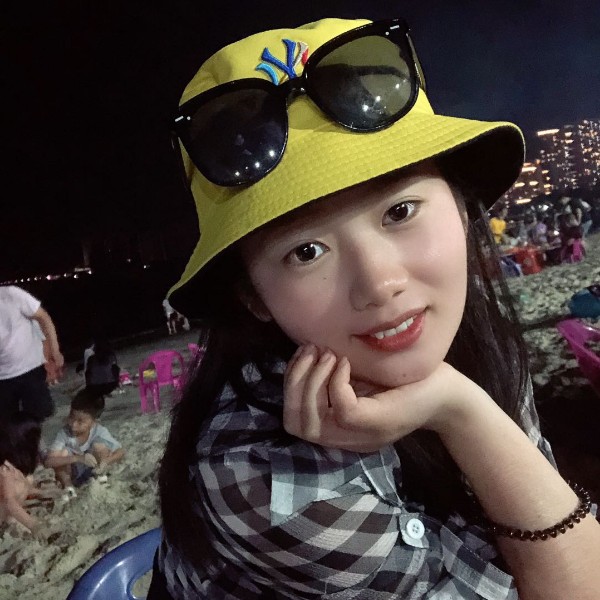 缠绵与尘宵的照片