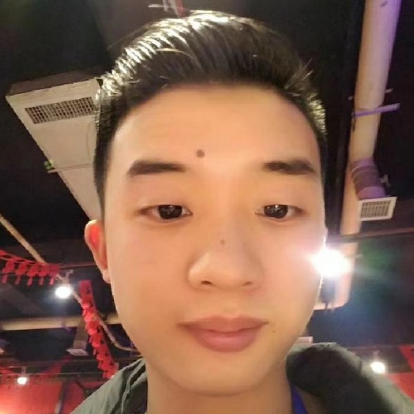 何必单恋一枝花的照片