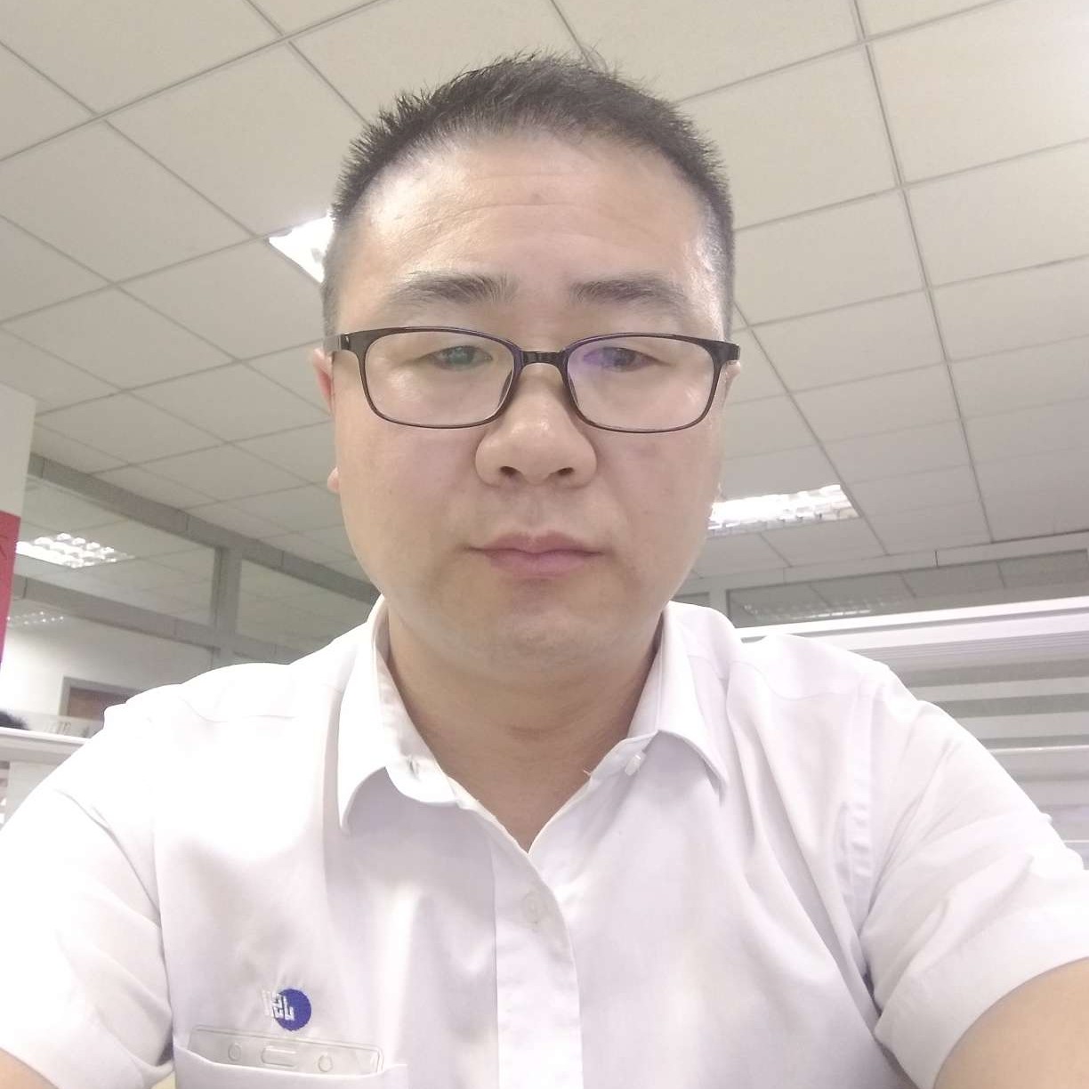 秋天等待冷酷的照片